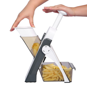 KITCHEN CHOPPING ARTIFACT